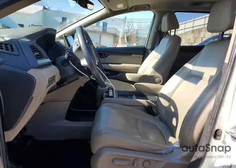 2019 Honda Odyssey Exl z USA, uszkodzony, nr VIN 5FNRL6H77KB122037